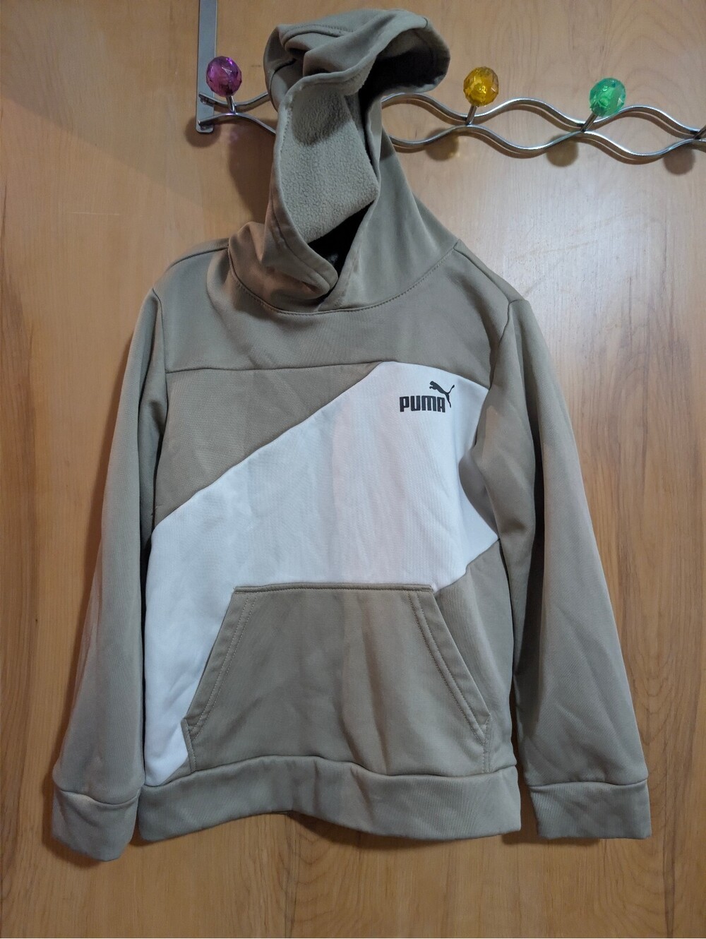 Puma Hooded Sweatshirt in Beige and White, Size CA Medium